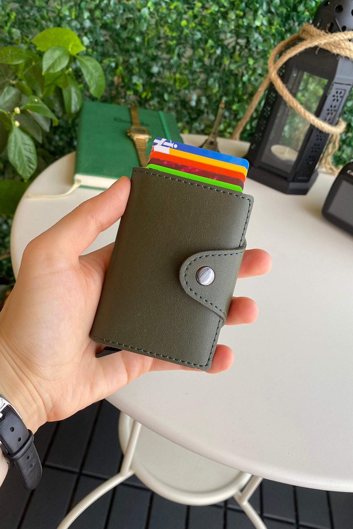 Konk - Vegan Leather RFID Protection Pop-op Cardholder