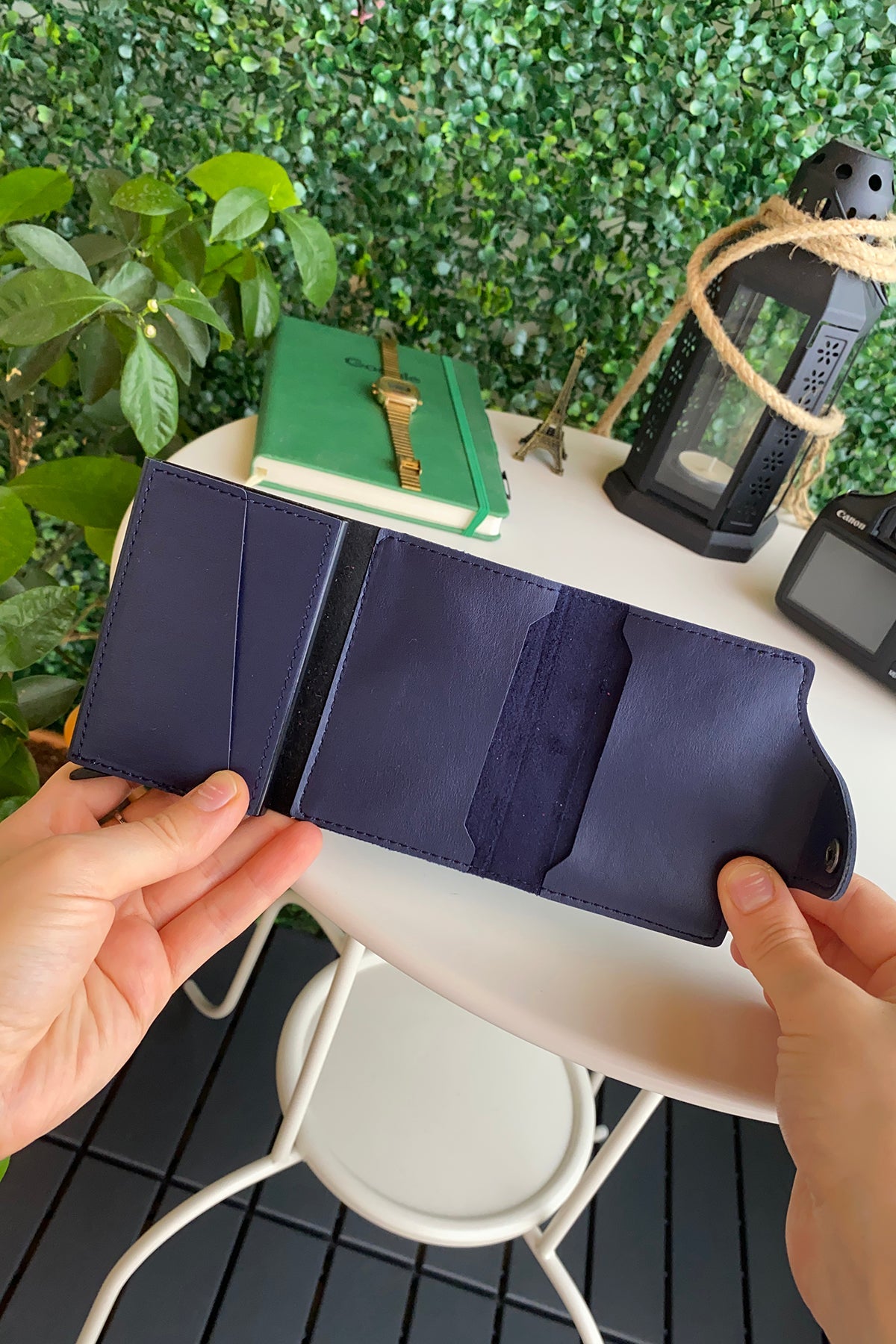 Konk - Vegan Leather RFID Protection Pop-op Cardholder