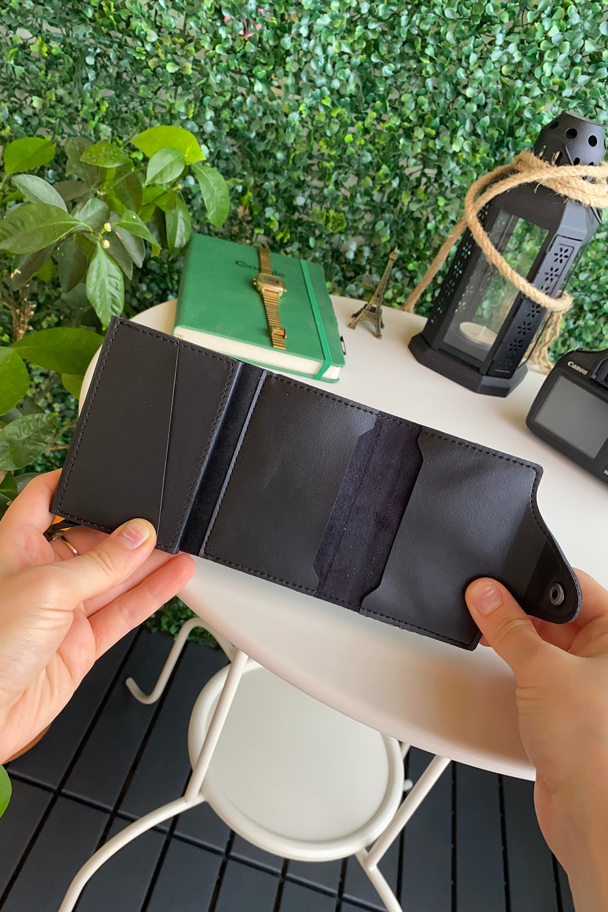 Konk - Vegan Leather RFID Protection Pop-op Cardholder