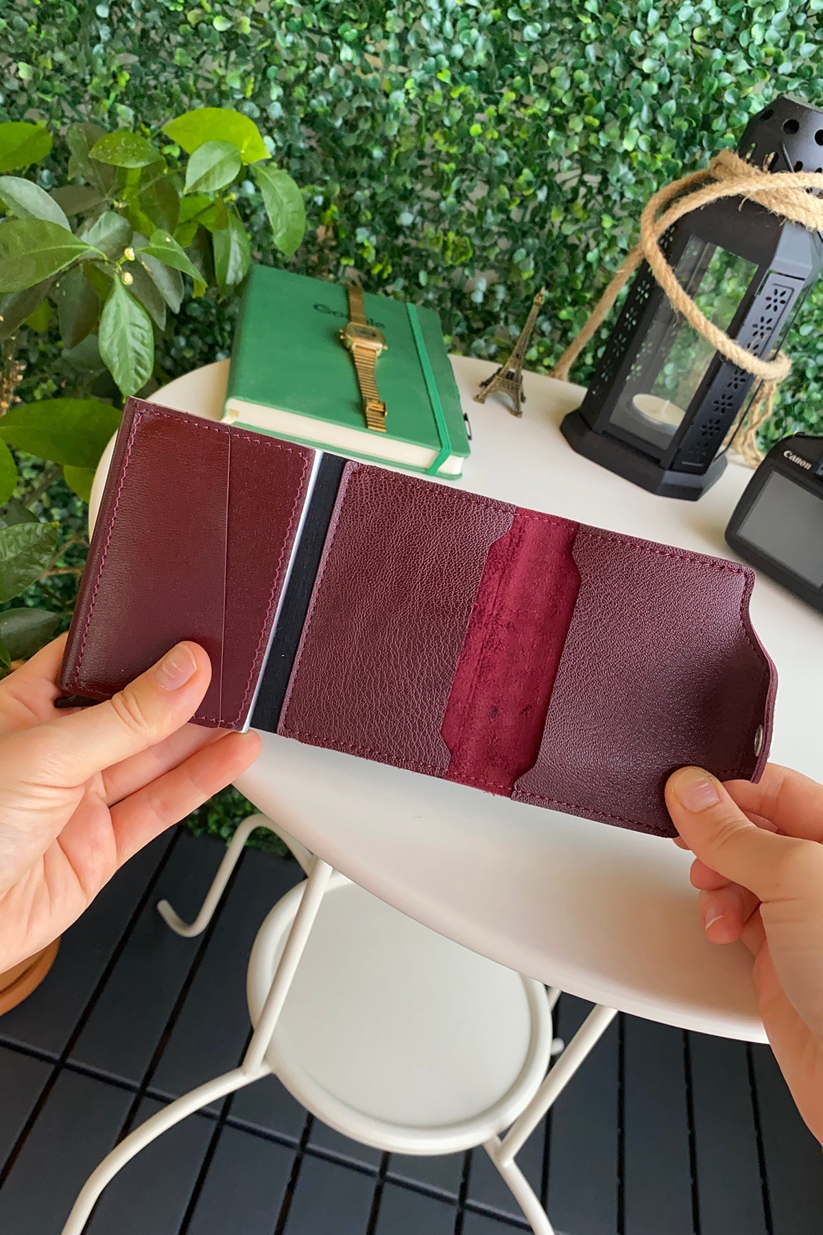 Konk - Vegan Leather RFID Protection Pop-op Cardholder